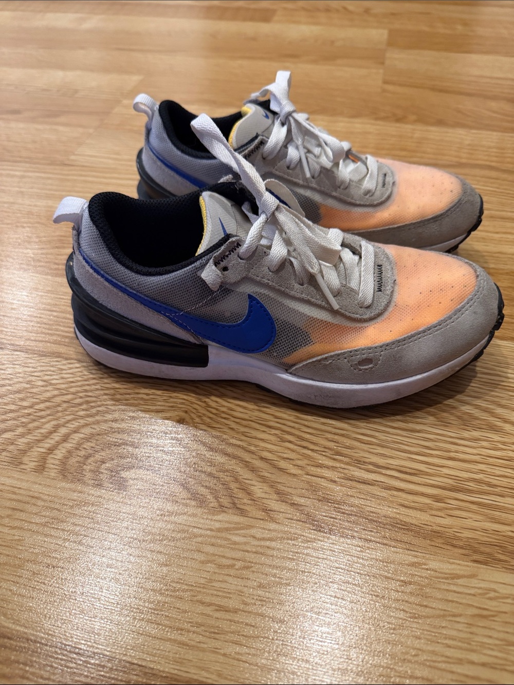 Nike Kids Orange and Blue Low-Top Sneakers
